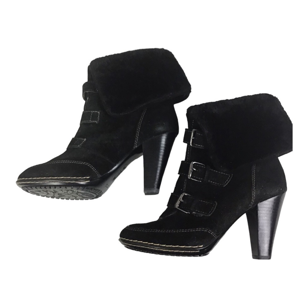 Sofft Women’s Size 7.5 Skagen Winter Shearling Lamb Fur Black Suede Buckle